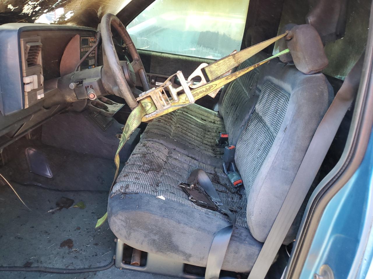 1994 Chevrolet Gmt-400 K1500 VIN: 1GCEK14K0RZ100738 Lot: 58813924