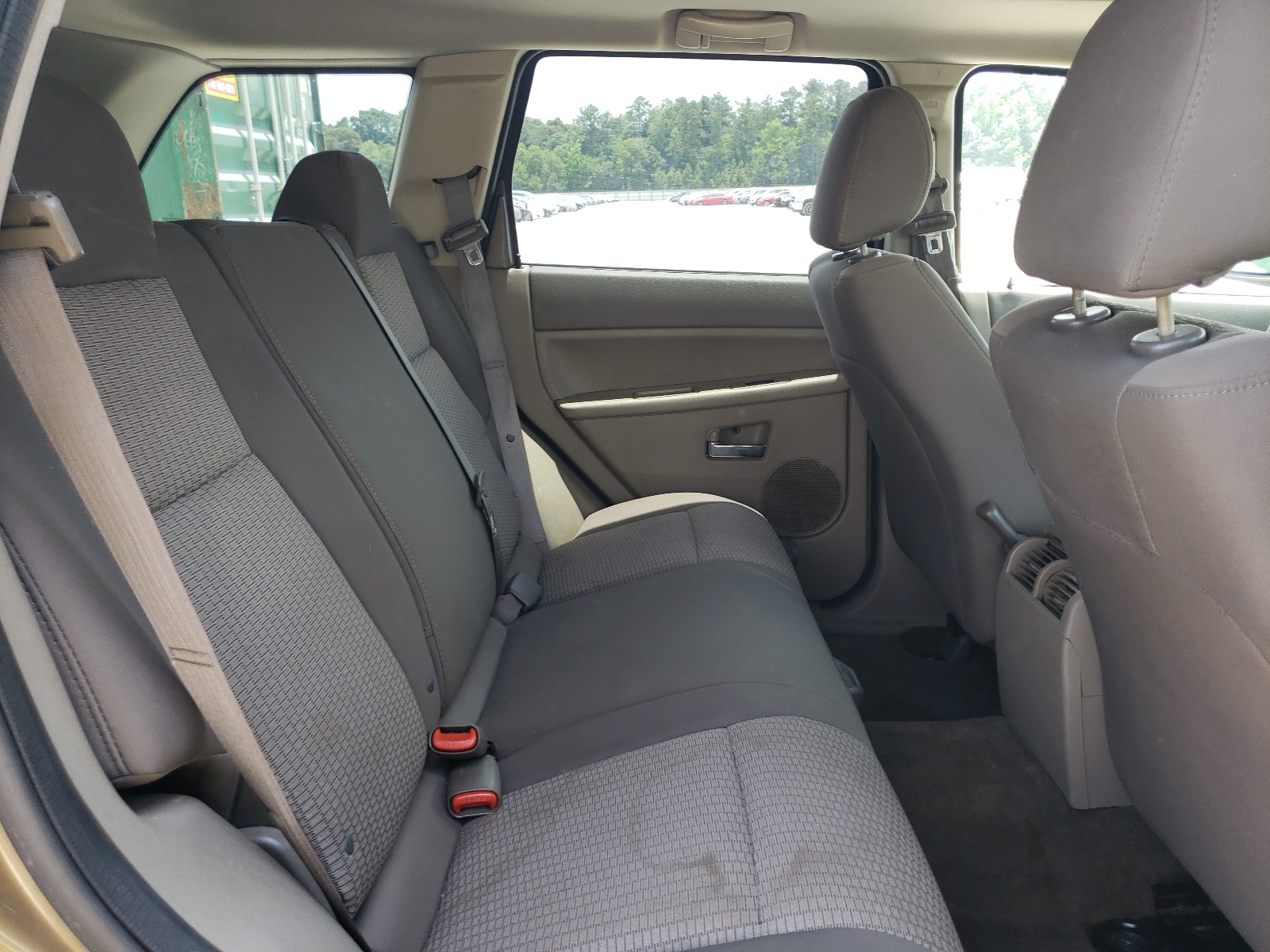 1J8GS48K39C540100 2009 Jeep Grand Cherokee Laredo