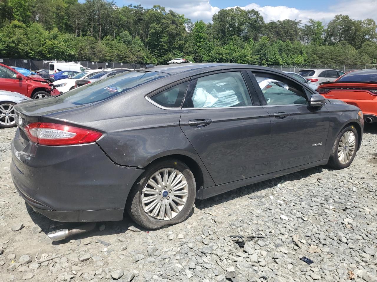 2015 Ford Fusion Se Hybrid VIN: 3FA6P0LU5FR251437 Lot: 58543834