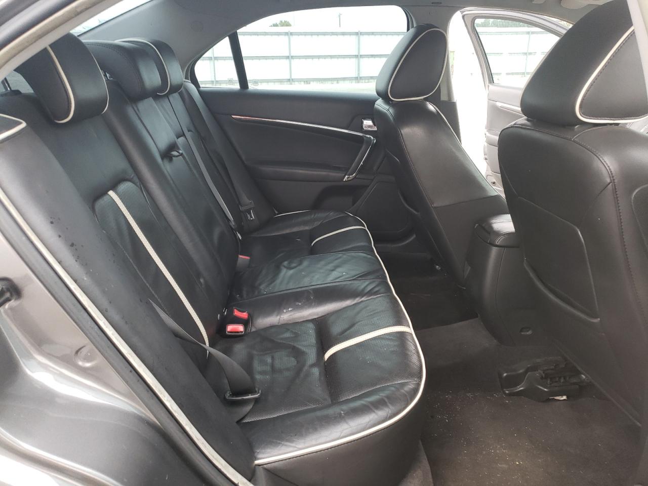 2010 Lincoln Mkz VIN: 3LNHL2GC2AR611943 Lot: 61132764