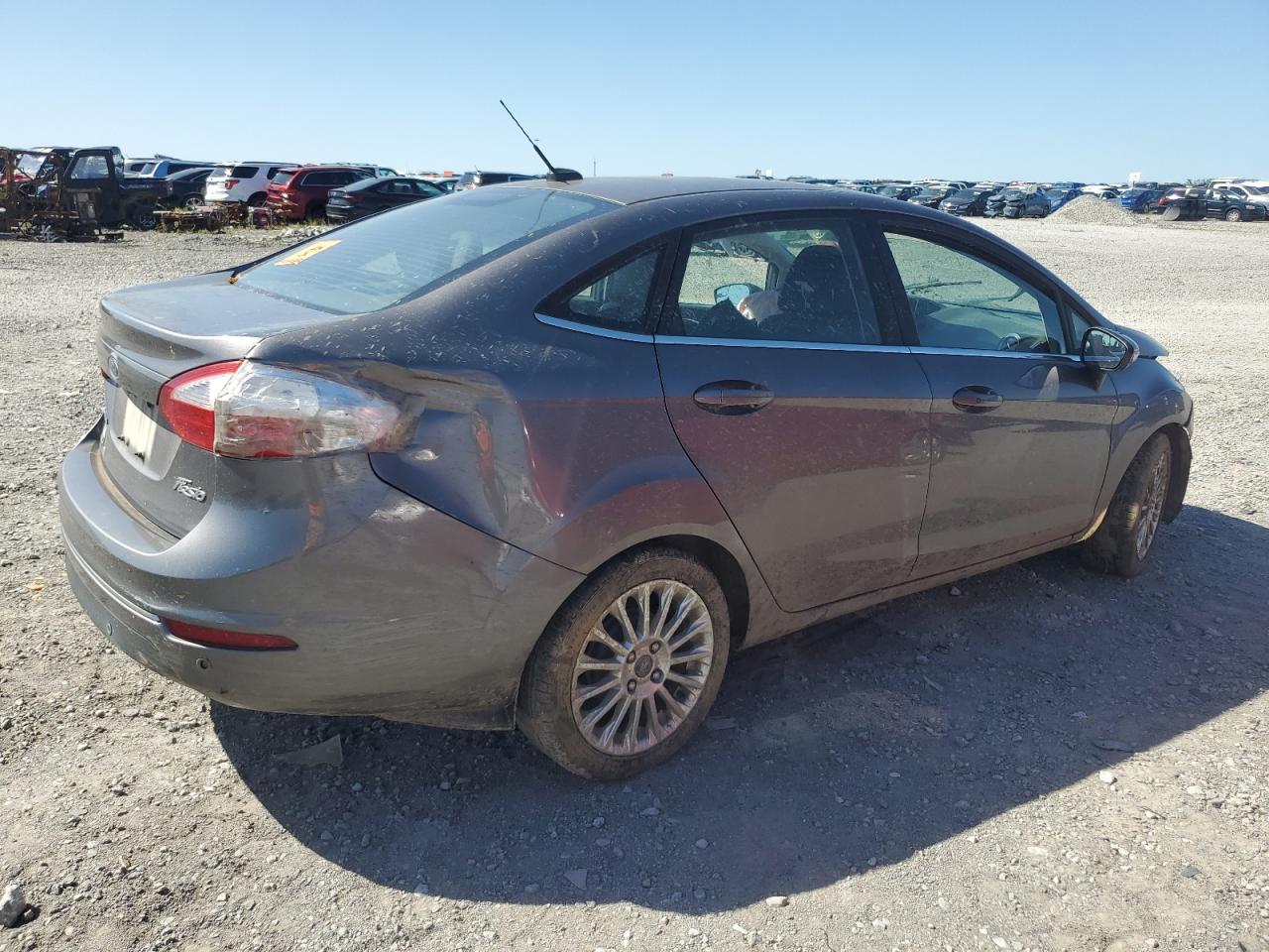 2014 Ford Fiesta - Image 3