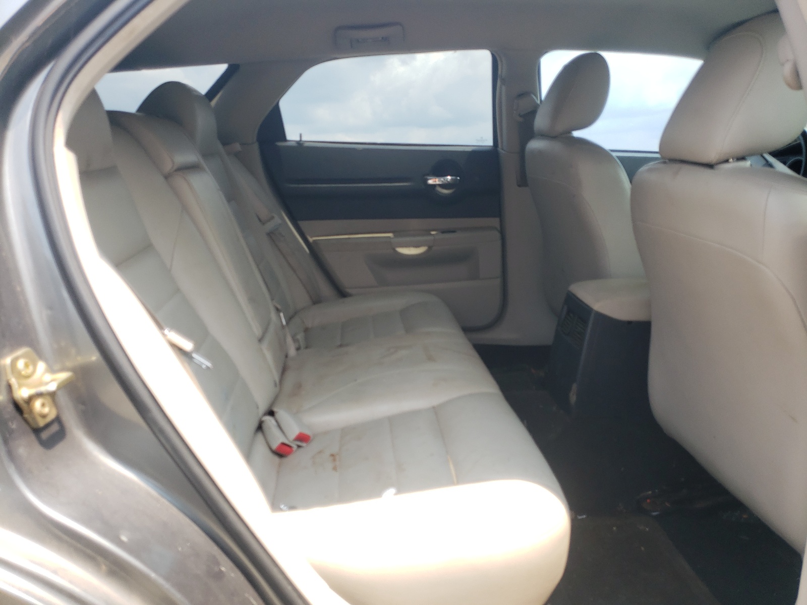 2D4FV48V95H589980 2005 Dodge Magnum Sxt