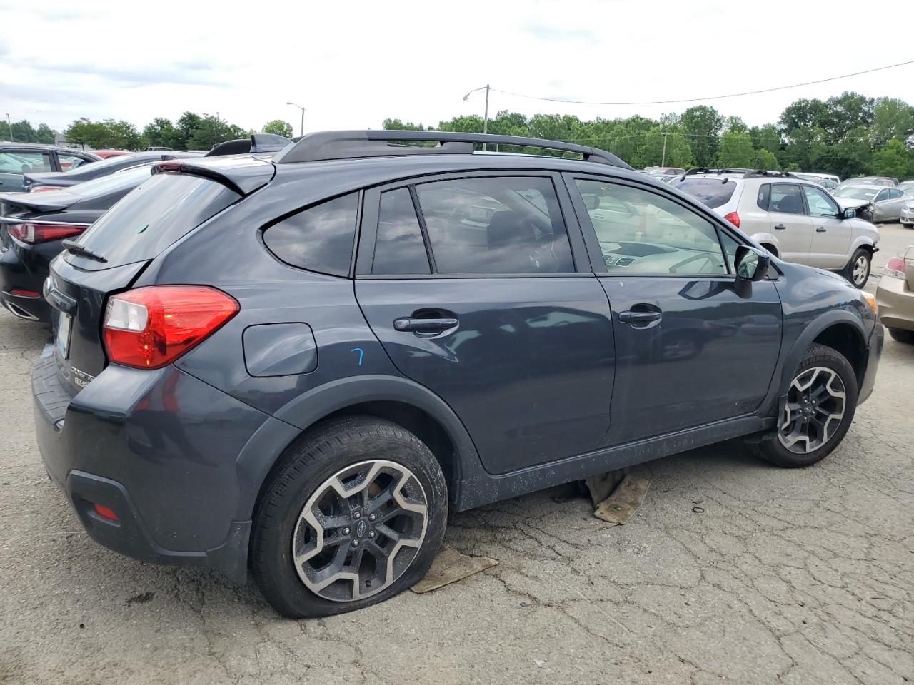 JF2GPADC0H8217244 2017 Subaru Crosstrek Premium