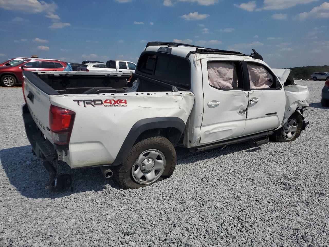 2019 Toyota Tacoma - Image 3
