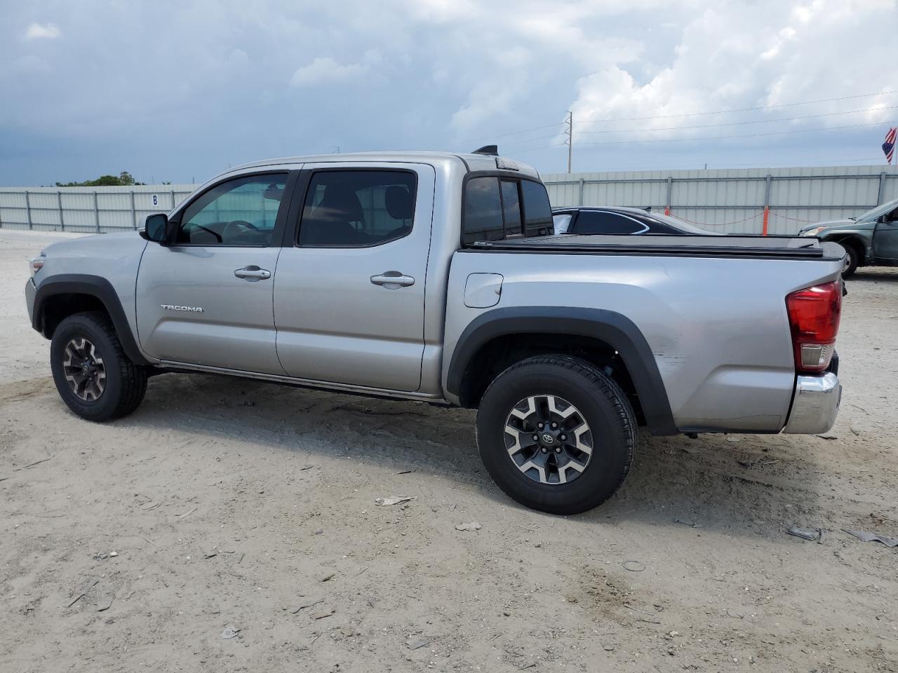 VIN 3TMAZ5CN7GM024026 2016 TOYOTA TACOMA no.2