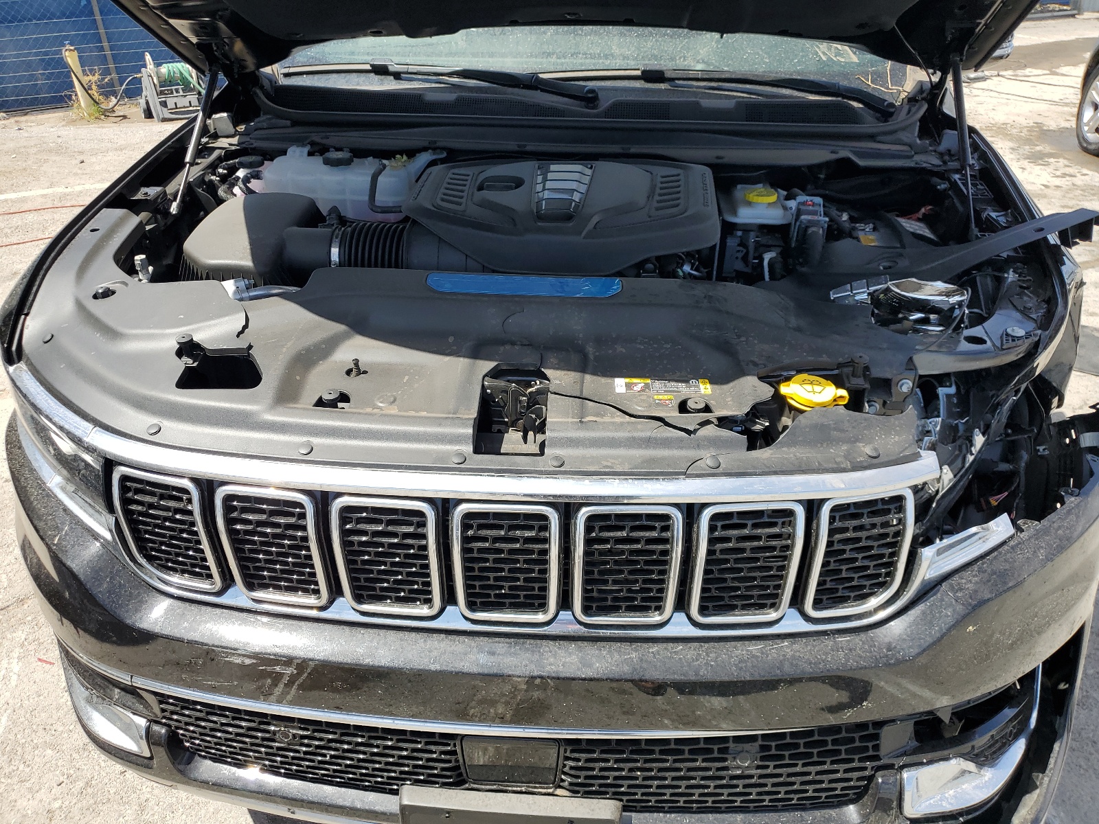 1C4SJRBP7RS145798 2024 Jeep Wagoneer L Series Ii