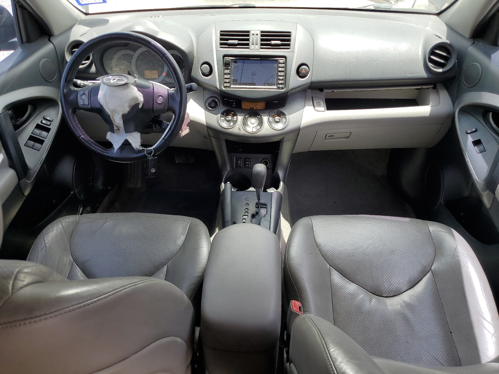 2T3YF4DV4AW020179 2010 Toyota Rav4 Limited