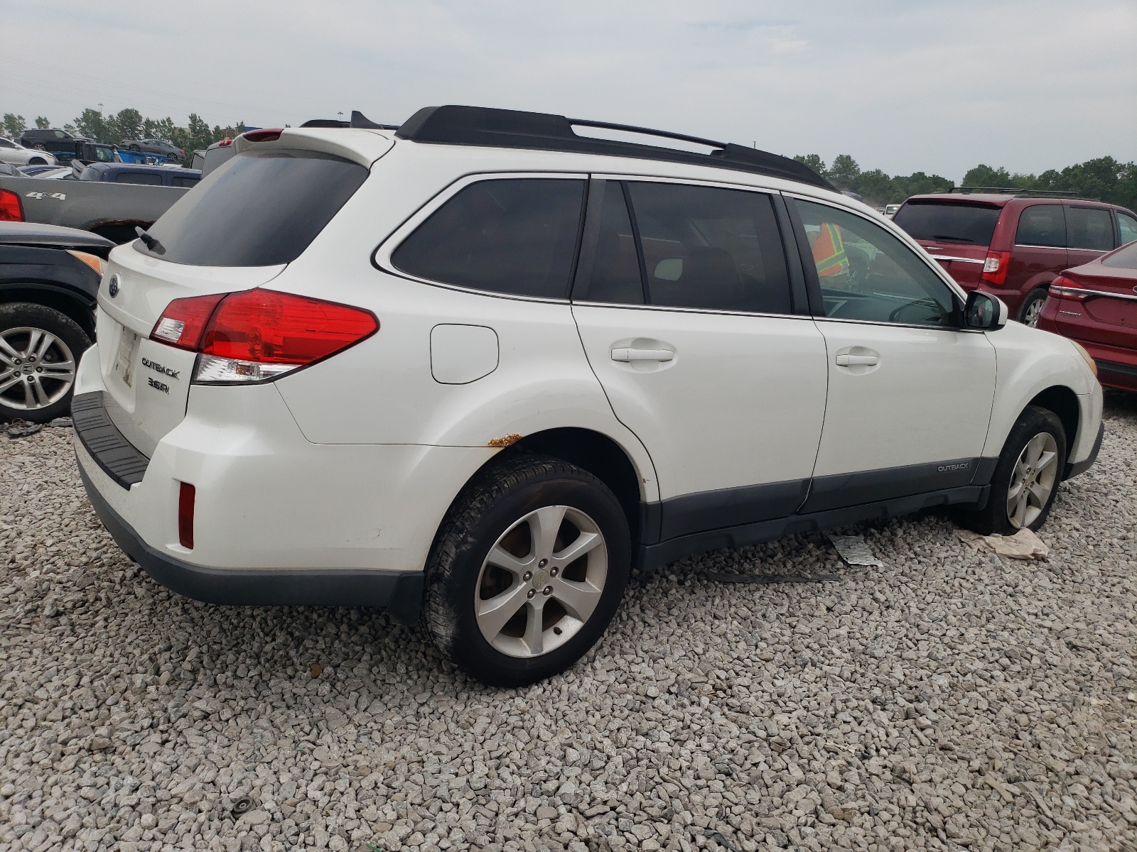 2013 Subaru Outback 3.6R Limited vin: 4S4BRDKC7D2296914