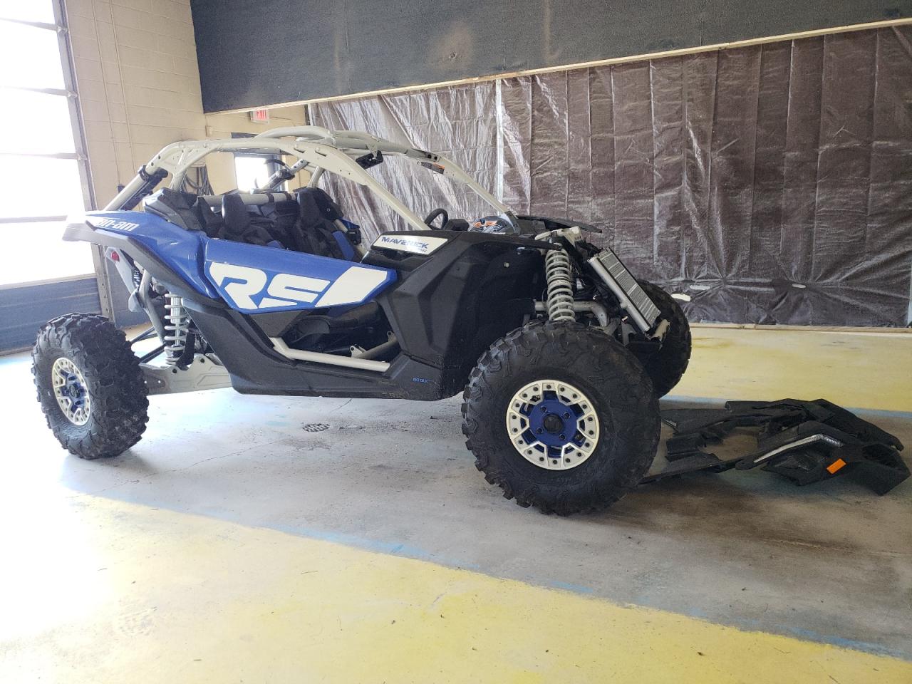 2023 Can-Am Maverick X3 X Rs Turbo Rr for Sale in Indianapolis, IN - Rollover