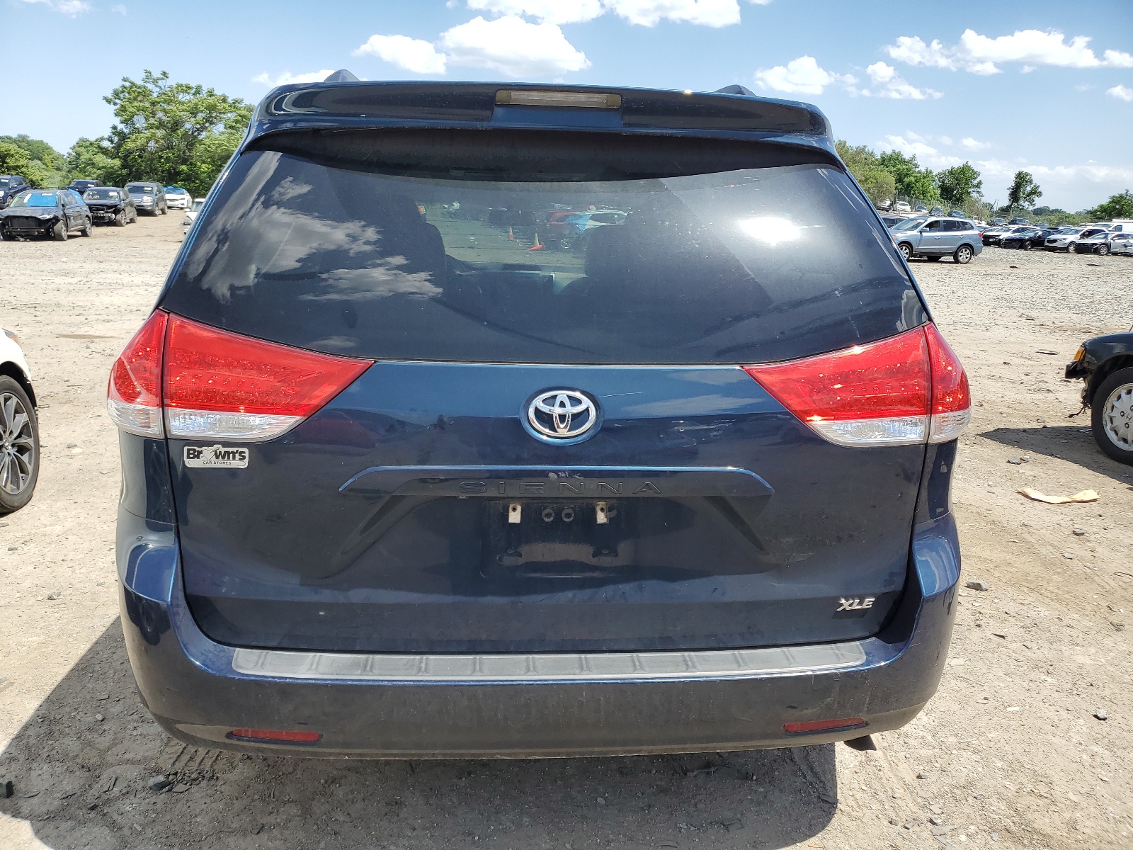 5TDYK3DC6CS249472 2012 Toyota Sienna Xle