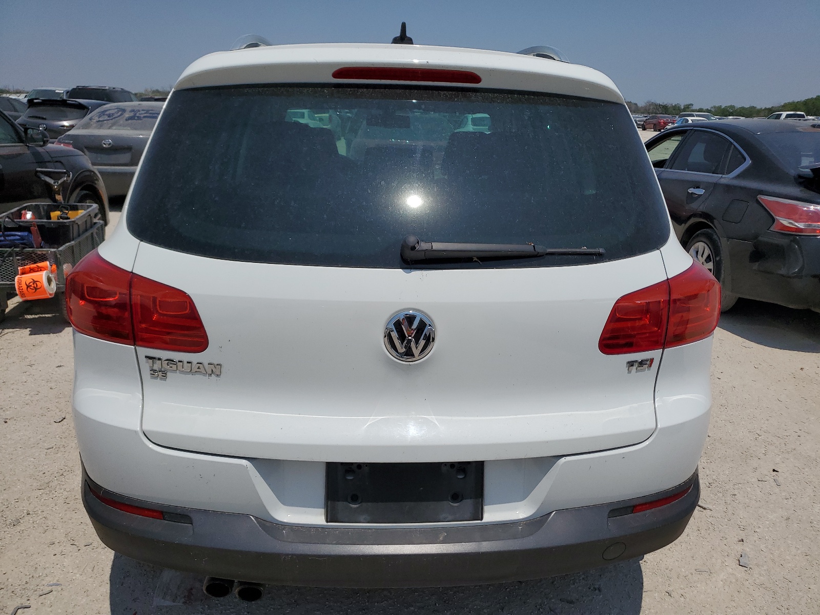 WVGAV7AX1GW591517 2016 Volkswagen Tiguan S