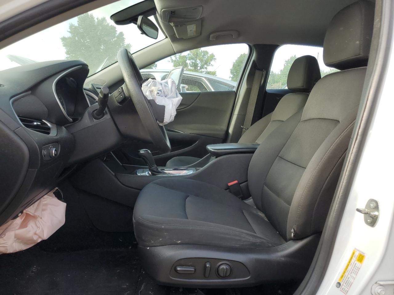 2016 Chevrolet Malibu - Image 7