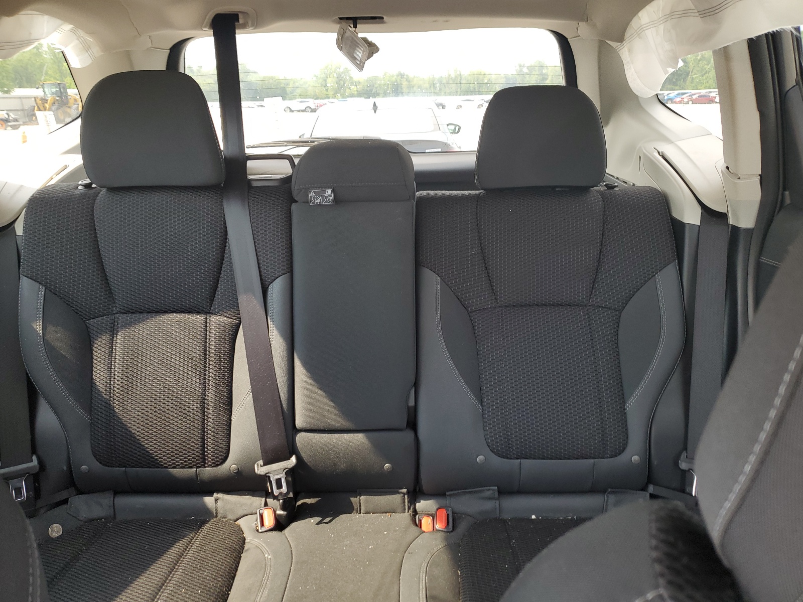 JF2SKAGC5KH466473 2019 Subaru Forester Premium