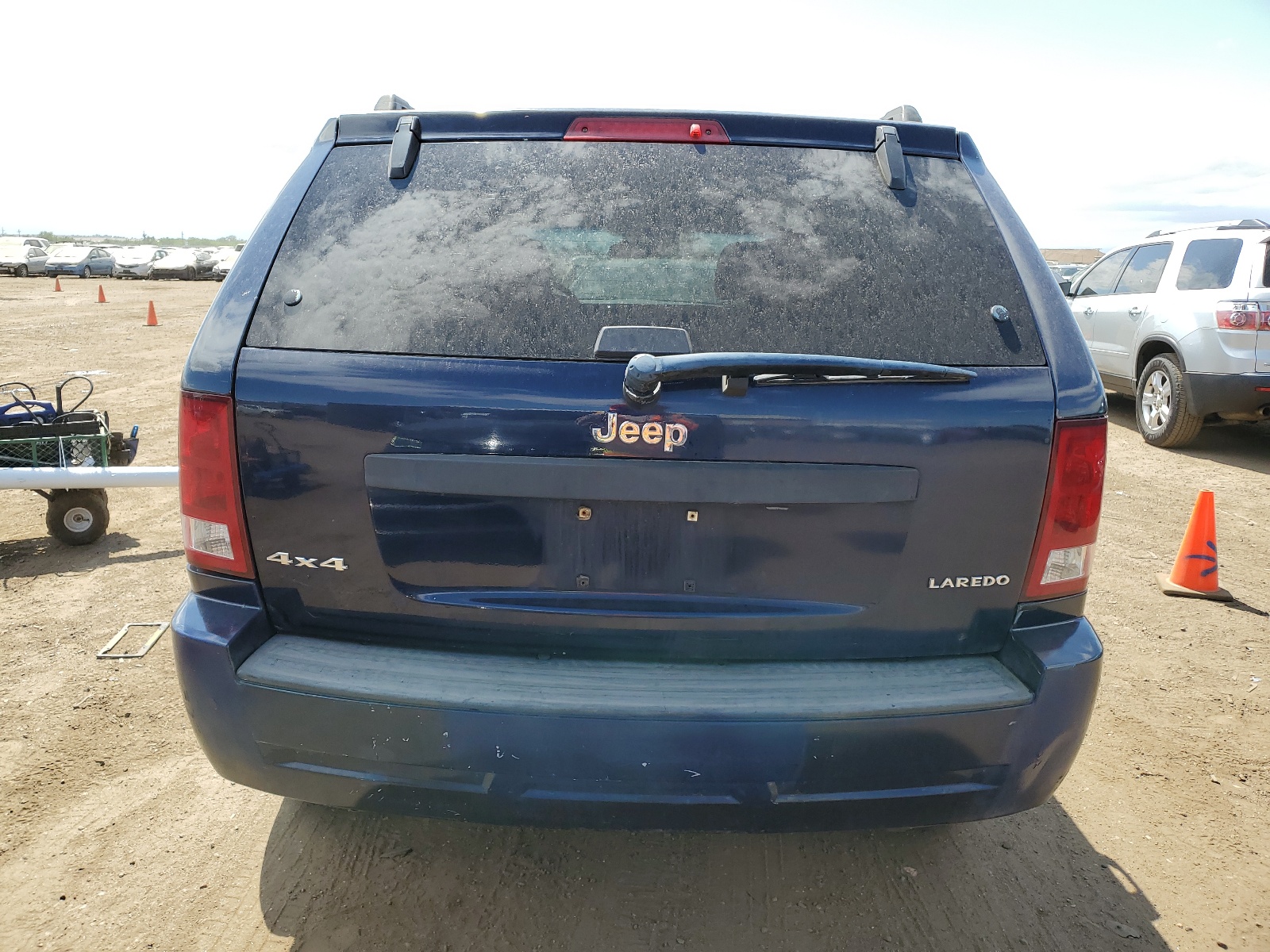 1J4GR48K45C661810 2005 Jeep Grand Cherokee Laredo