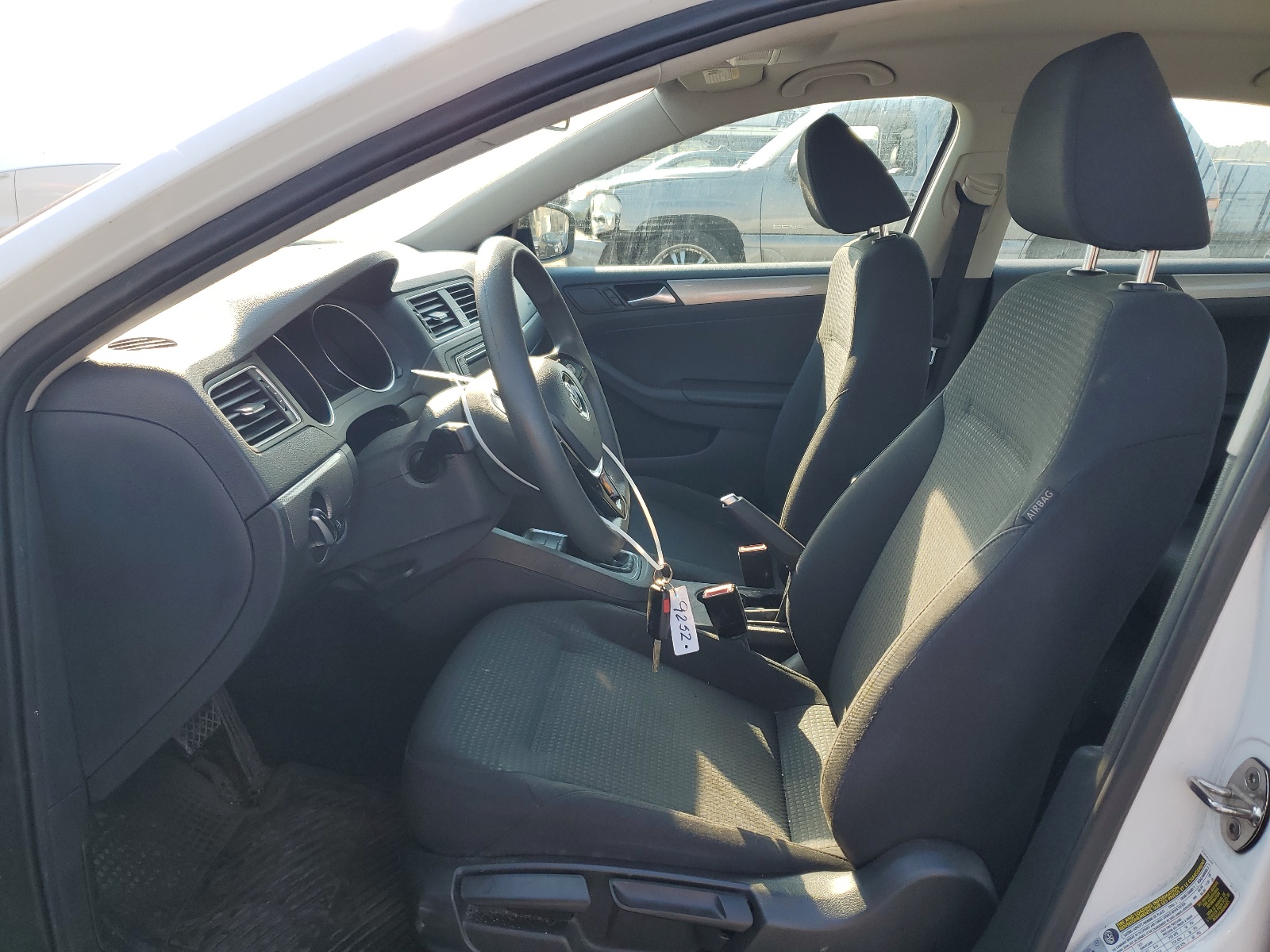 3VWD67AJ6GM391966 2016 Volkswagen Jetta Se