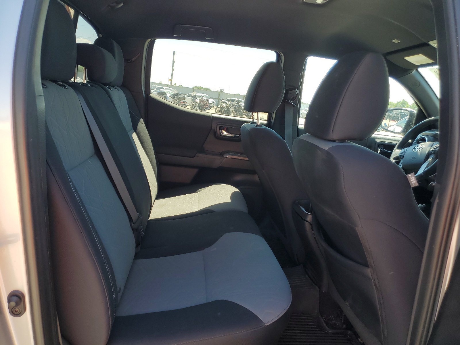 3TMCZ5AN3MM389469 2021 Toyota Tacoma Double Cab