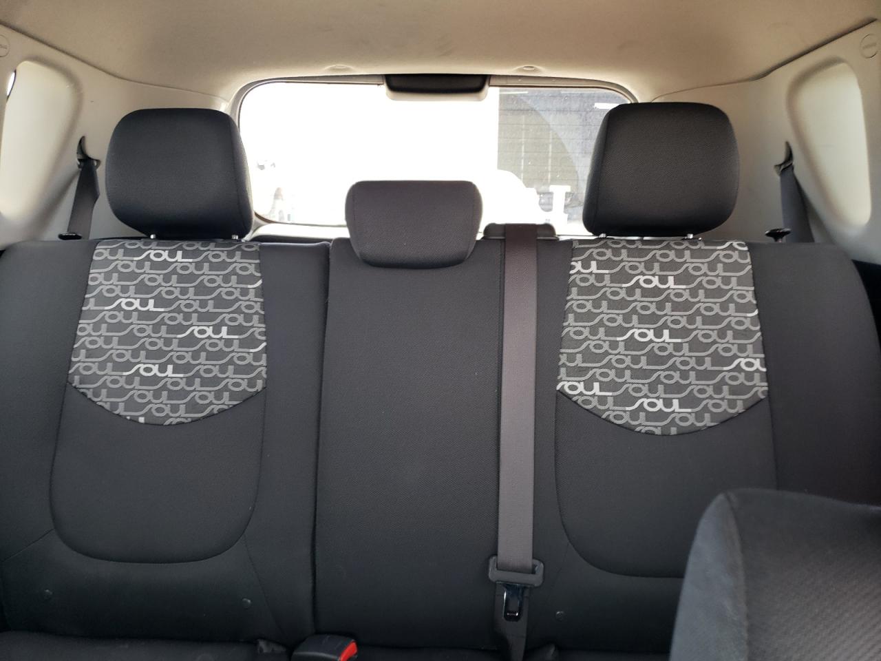 2011 Kia Soul + VIN: KNDJT2A28B7705940 Lot: 60100104