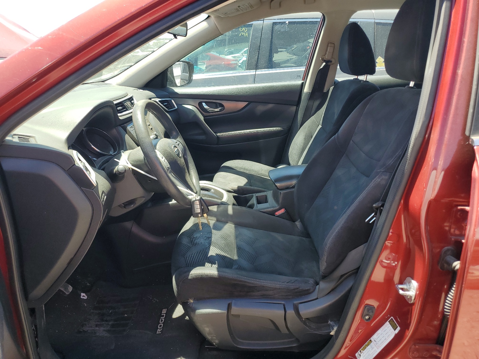 5N1AT2MT9EC819814 2014 Nissan Rogue S