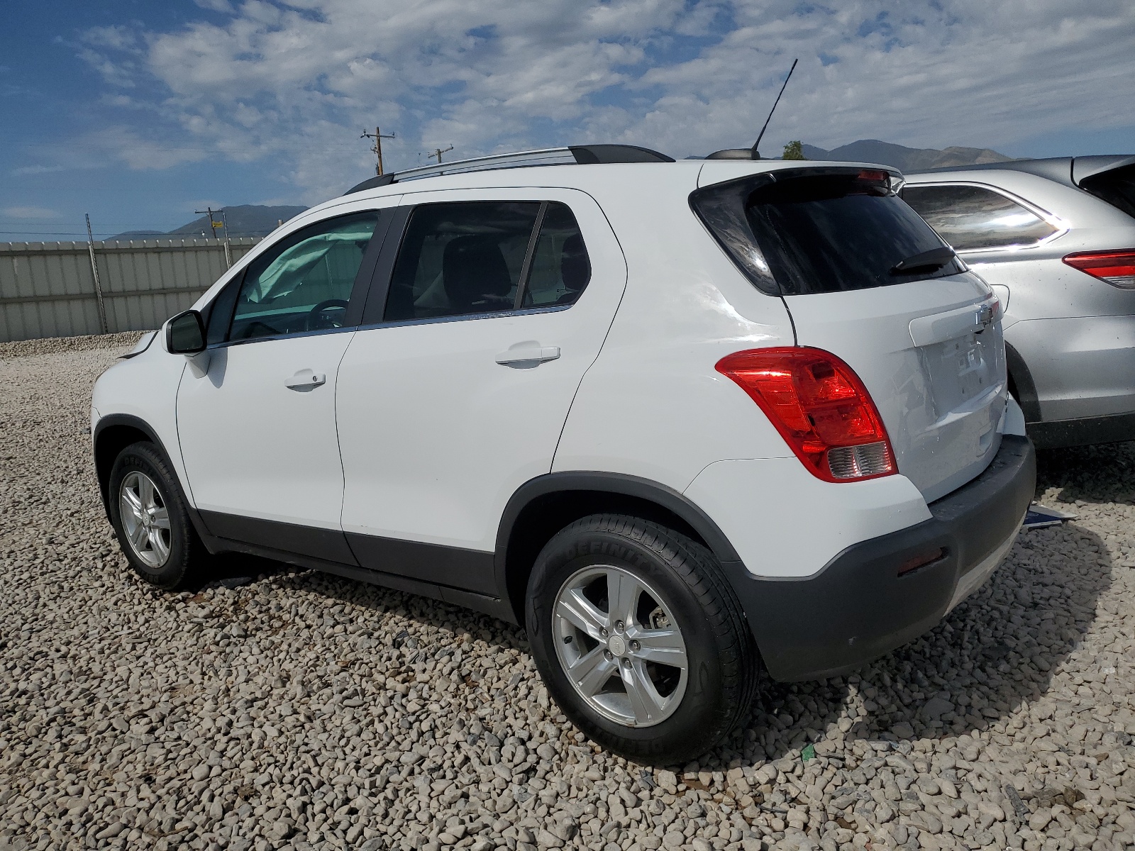 2016 Chevrolet Trax 1Lt vin: 3GNCJPSB7GL229507