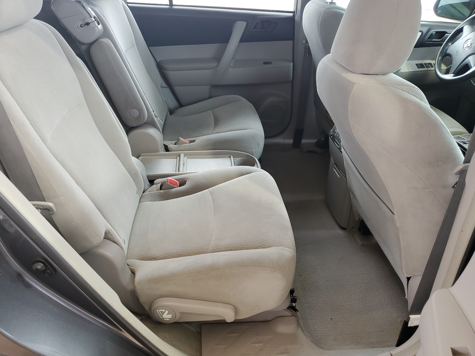 5TDZK3EH6AS011343 2010 Toyota Highlander