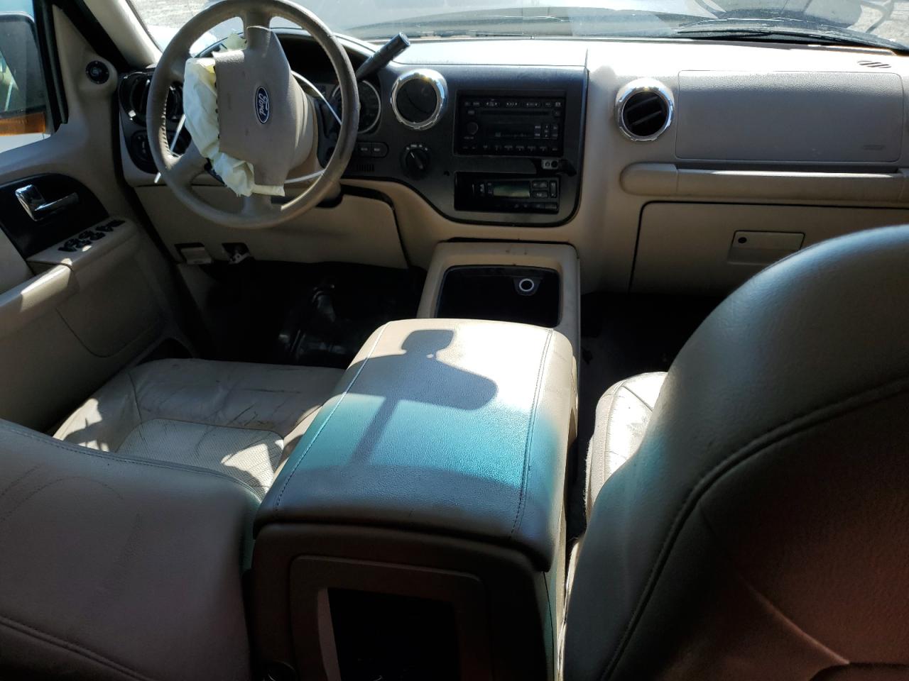 2005 Ford Expedition Eddie Bauer VIN: 1FMFU18515LA67809 Lot: 58729414