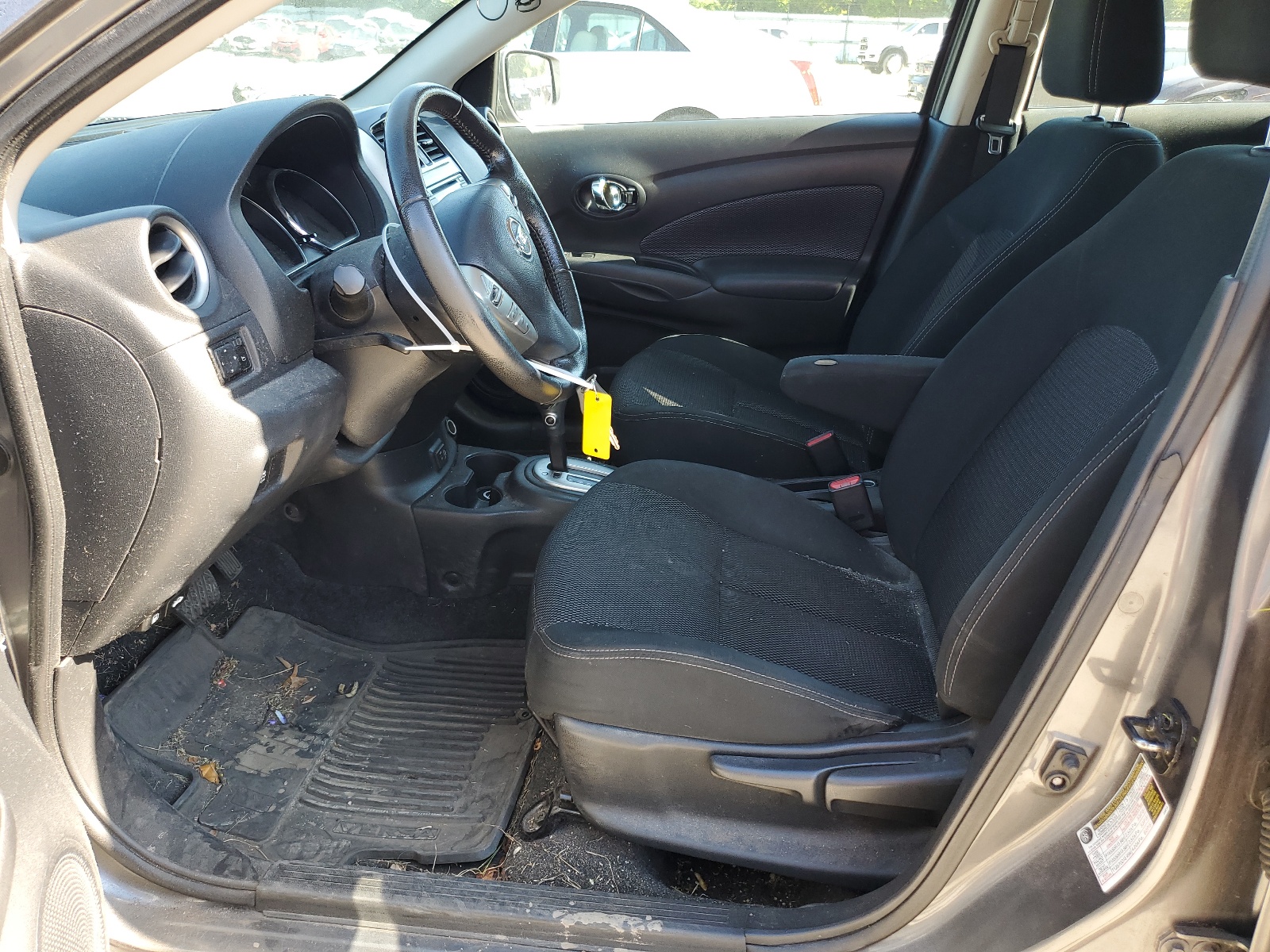 3N1CN7AP8JL826590 2018 Nissan Versa S