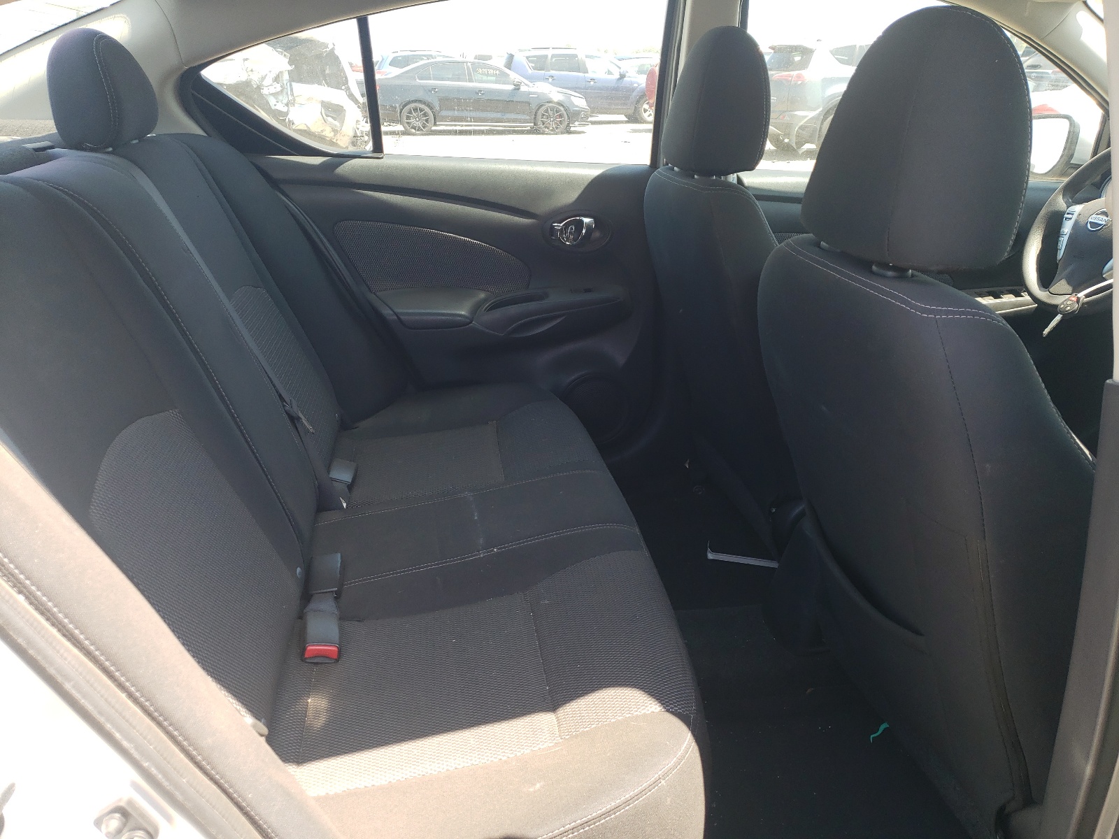 3N1CN7AP8FL800563 2015 Nissan Versa S