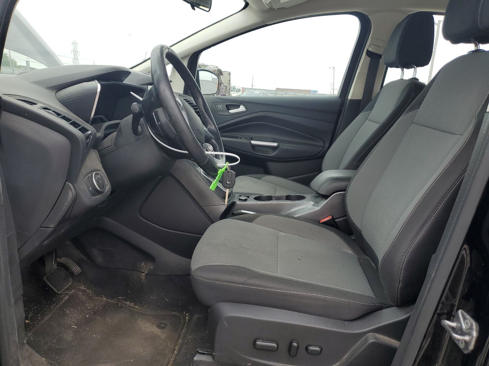 1FADP5EU8HL101941 2017 Ford C-Max Se