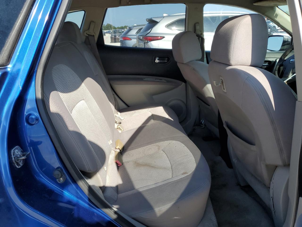 2010 Nissan Rogue S VIN: JN8AS5MT7AW001438 Lot: 57696904