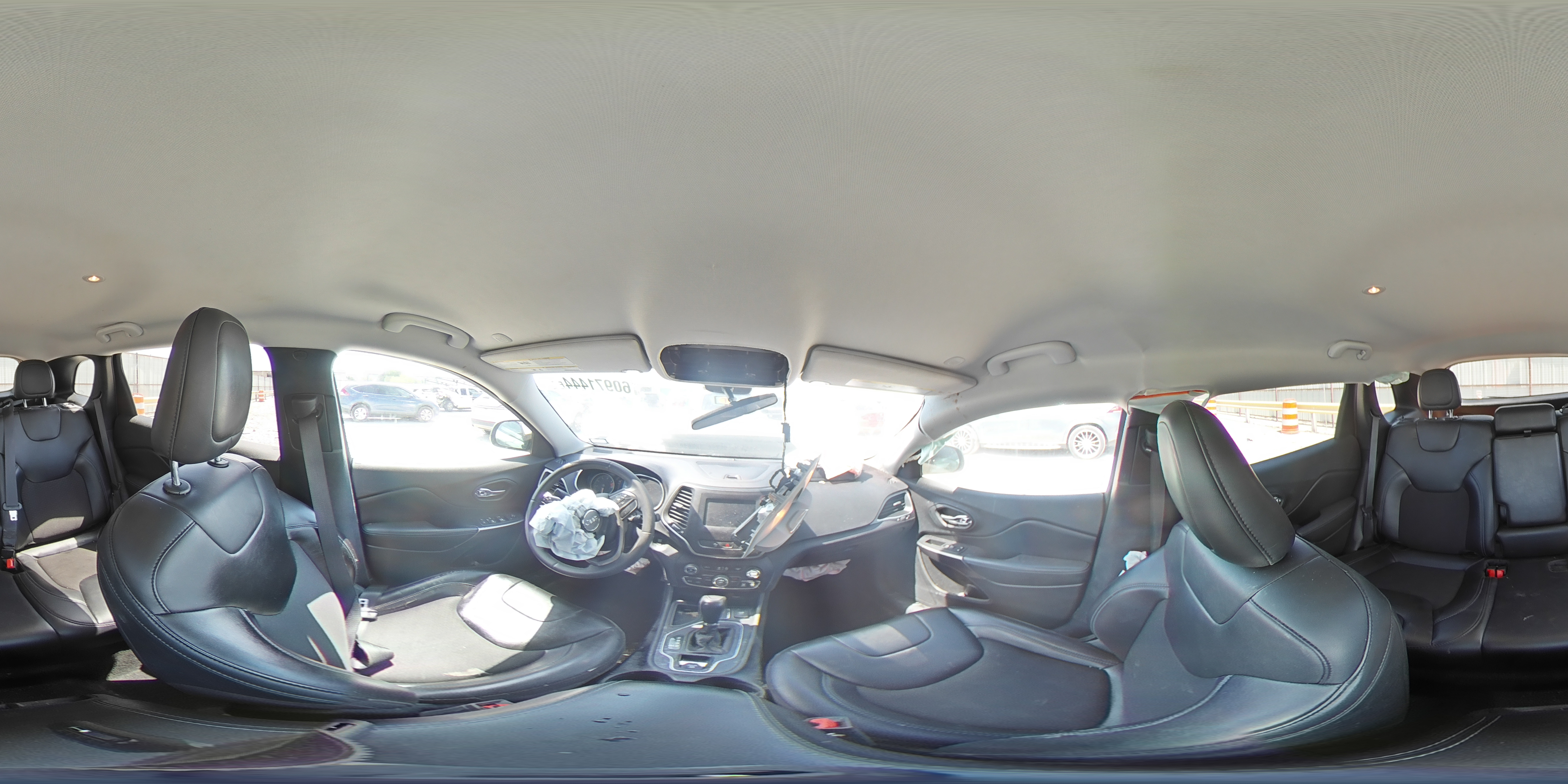 2020 Jeep Cherokee Latitude Plus VIN: 1C4PJLLB2LD557869 Lot: 60971444