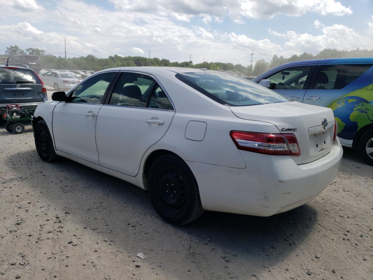 2010 Toyota Camry - Image 2