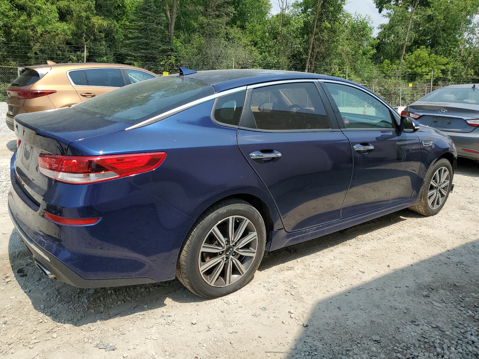 2019 Kia Optima Lx vin: 5XXGT4L37KG375050