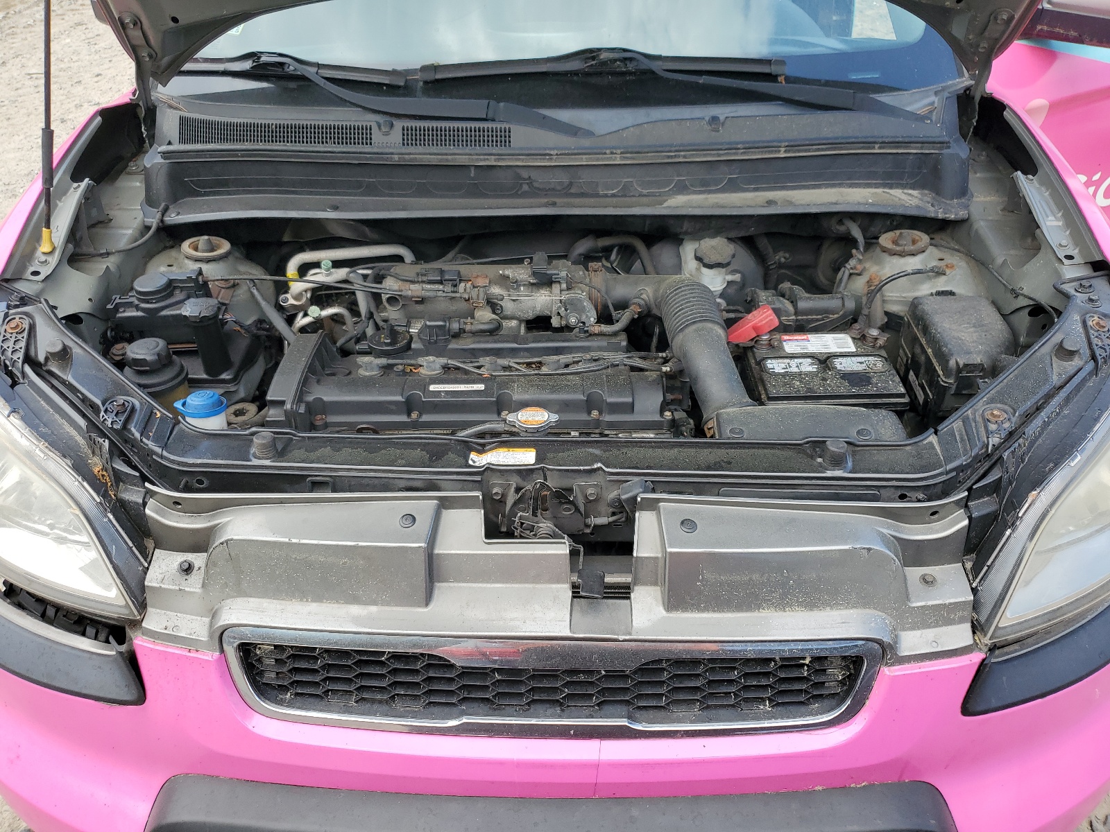 KNDJT2A23B7273435 2011 Kia Soul +