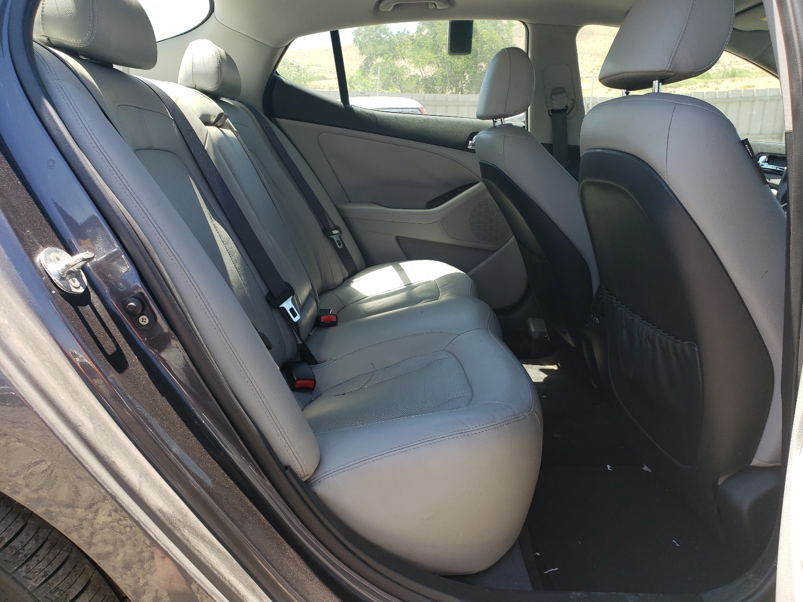 KNAGN4A74B5179777 2011 Kia Optima Ex