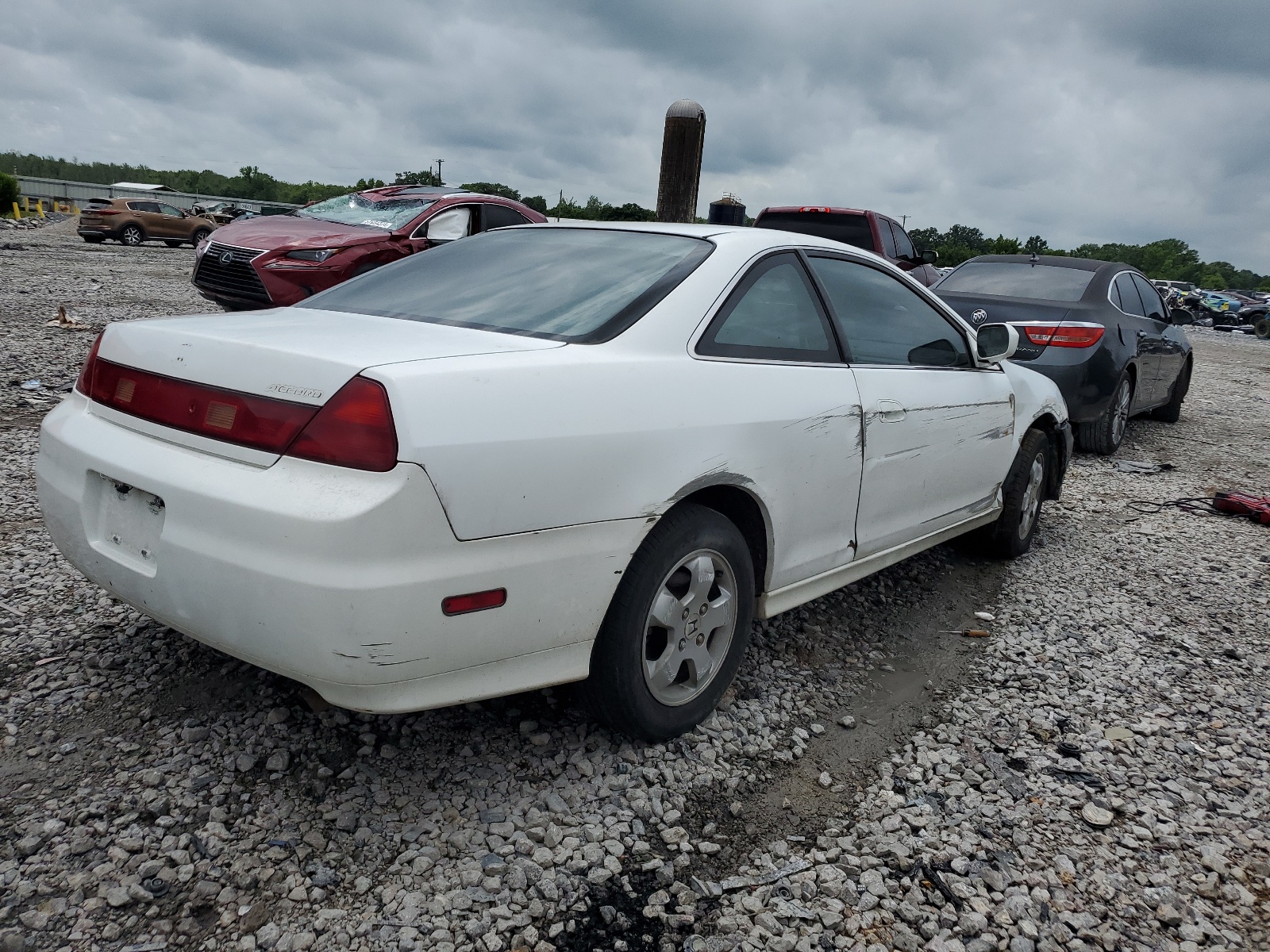 1HGCG32512A017598 2002 Honda Accord Ex