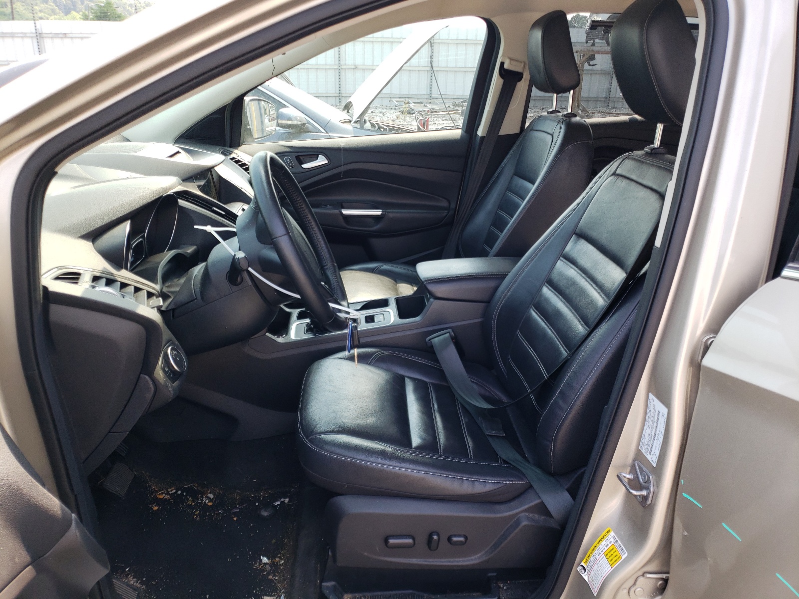 1FMCU0HD3JUC00854 2018 Ford Escape Sel