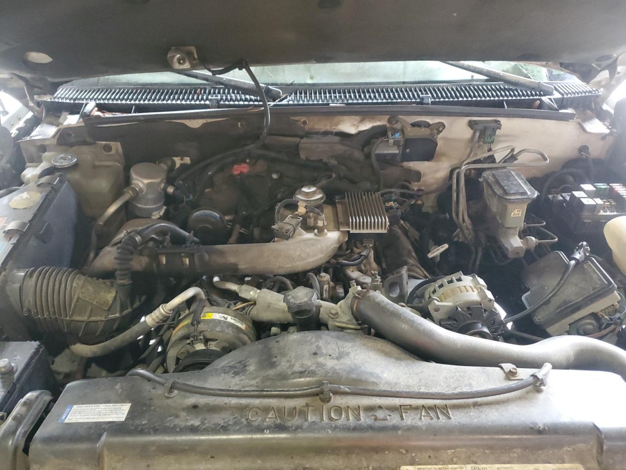 1995 Chevrolet Gmt-400 C1500 VIN: 2GCEC19S8S1284136 Lot: 59215134