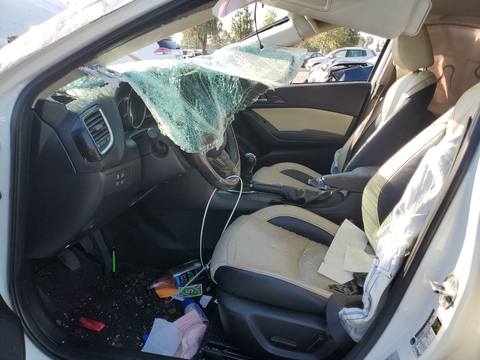 JM1BM1N36G1285121 2016 Mazda 3 Grand Touring