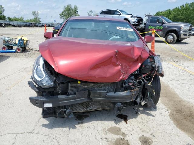  HYUNDAI ELANTRA 2016 Красный