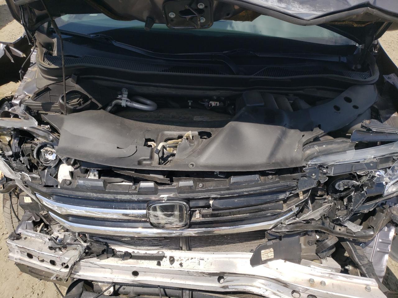 2018 Honda Pilot Touring VIN: 5FNYF5H95JB005263 Lot: 60289774