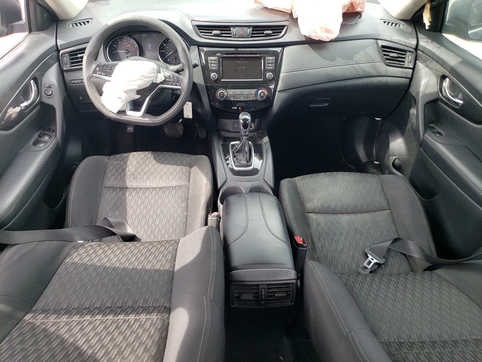 KNMAT2MT0JP567149 2018 Nissan Rogue S