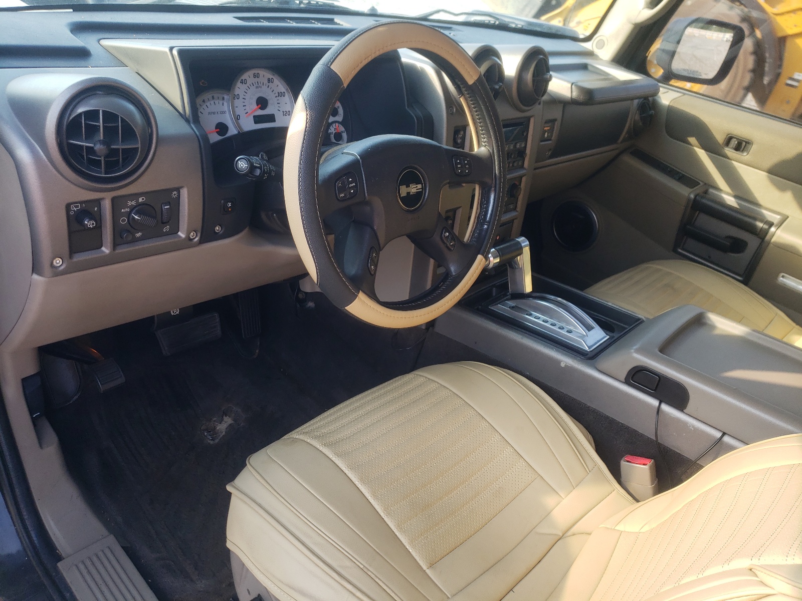 5GRGN23U44H100344 2004 Hummer H2