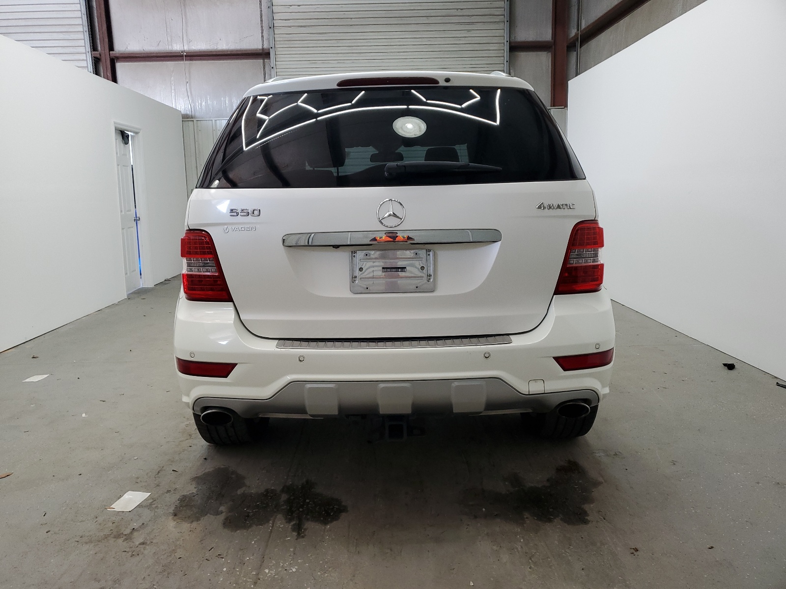 4JGBB7CB8BA699329 2011 Mercedes-Benz Ml 550 4Matic