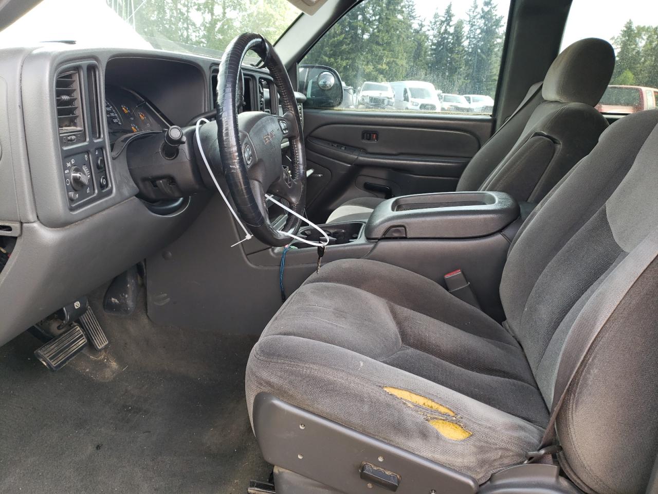 2005 GMC New Sierra C1500 VIN: 1GTEC19T15Z129528 Lot: 56626794