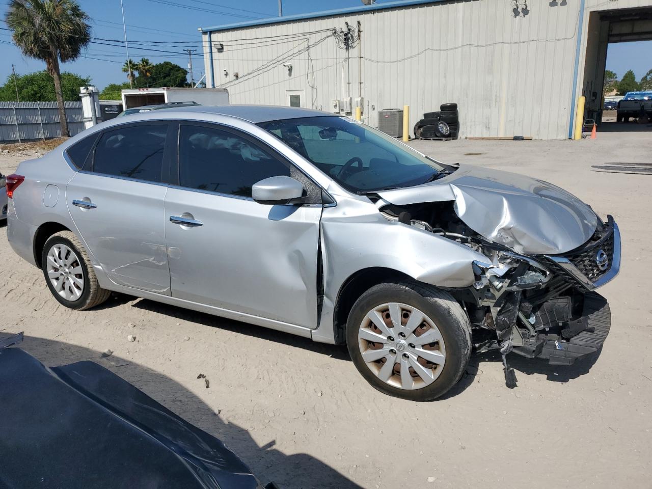 2017 Nissan Sentra - Image 4