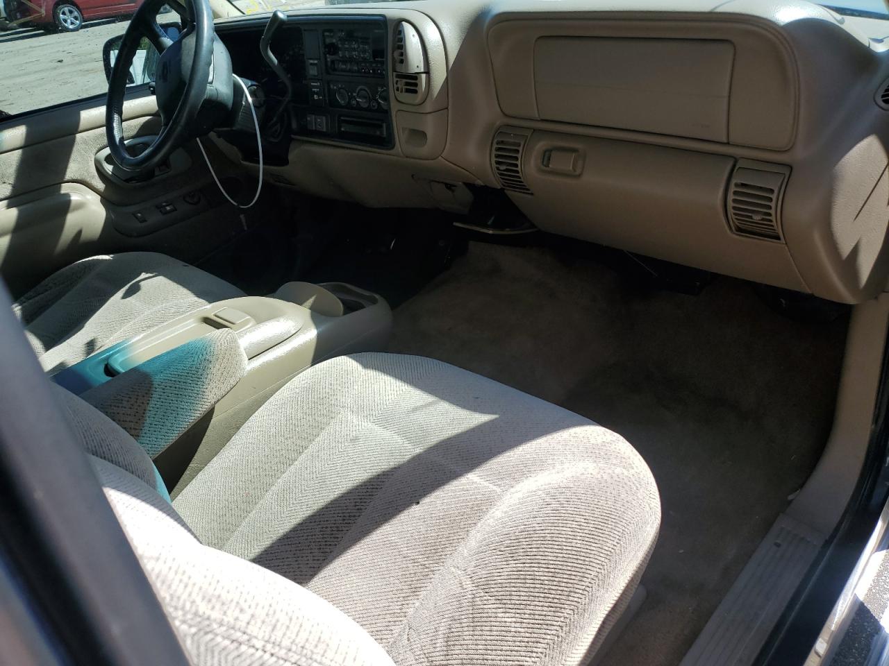 1998 Chevrolet Gmt-400 K1500 VIN: 1GCEK19R2WR120846 Lot: 58273214