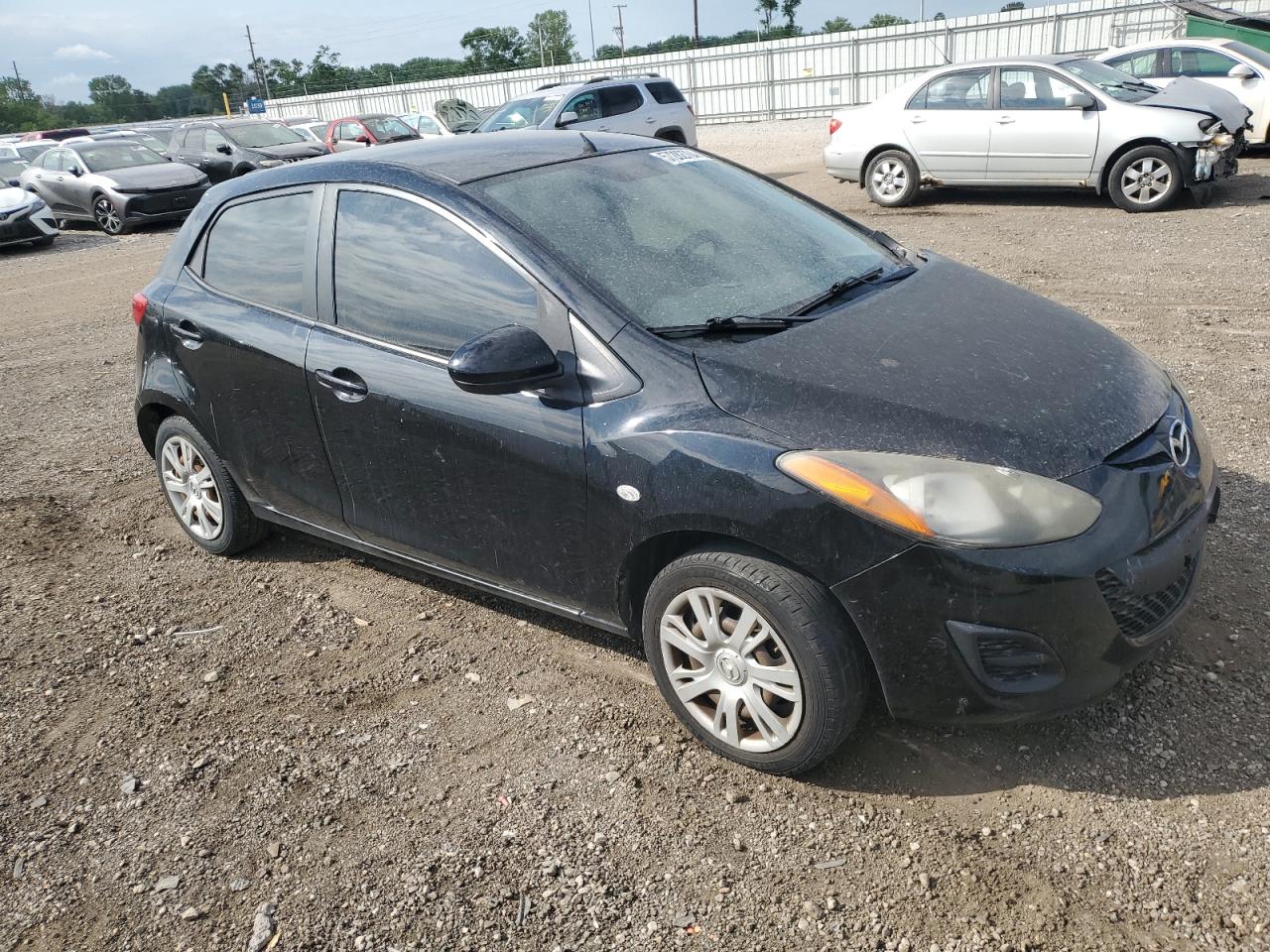 2011 Mazda 2 - Image 4