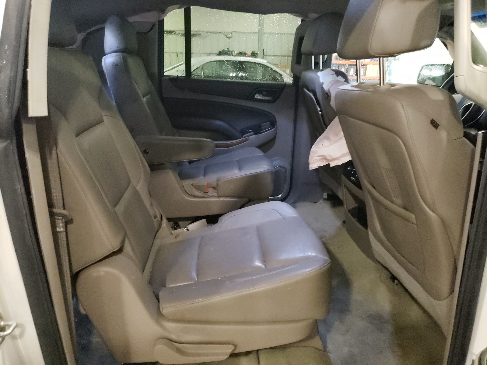 1GNSKKKC5FR625592 2015 Chevrolet Suburban K1500 Ltz