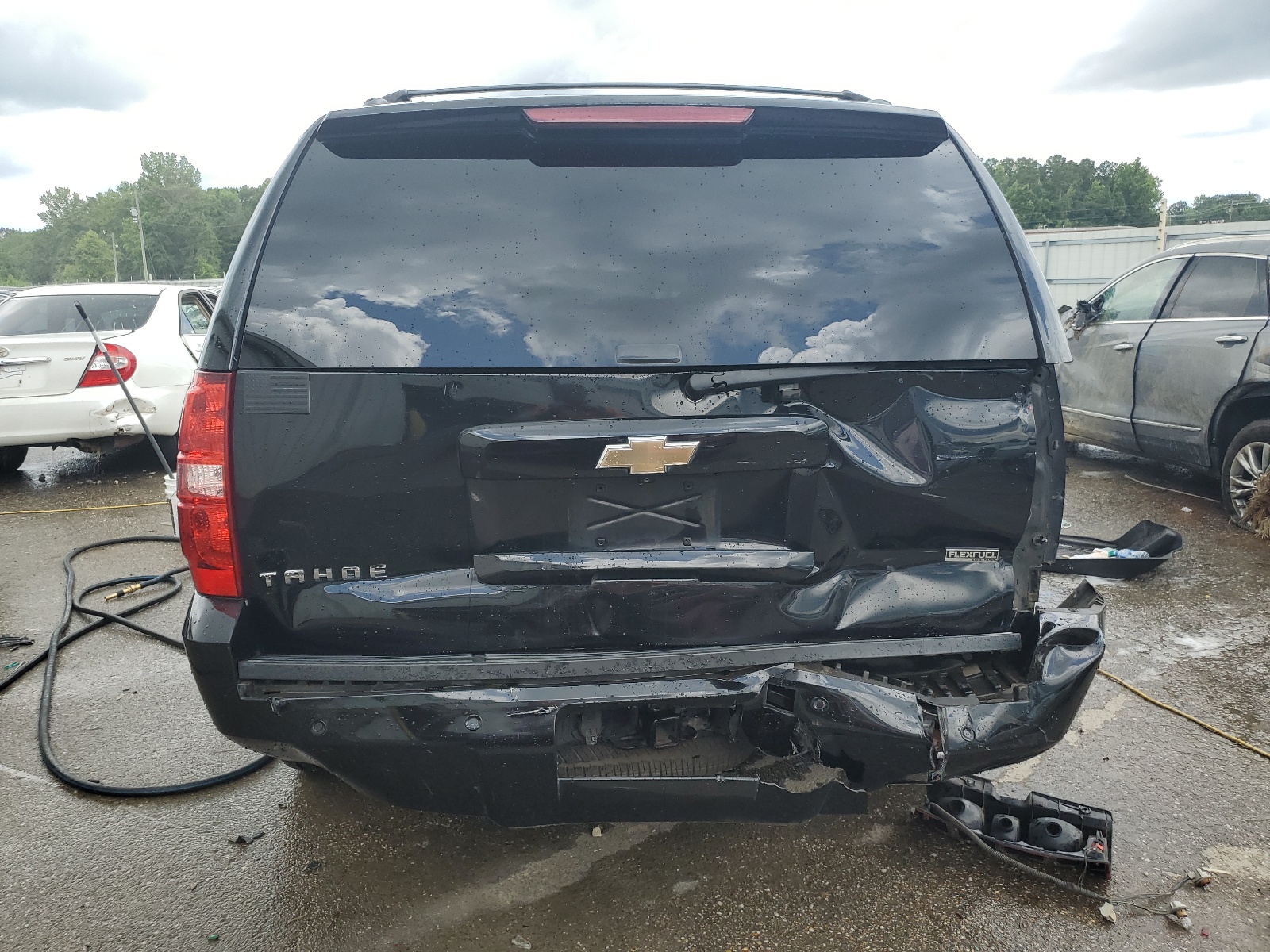 1GNSCBE03BR393518 2011 Chevrolet Tahoe C1500 Lt