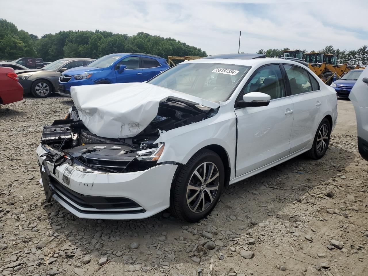 3VWDB7AJ3JM257919 2018 VOLKSWAGEN JETTA - Image 1